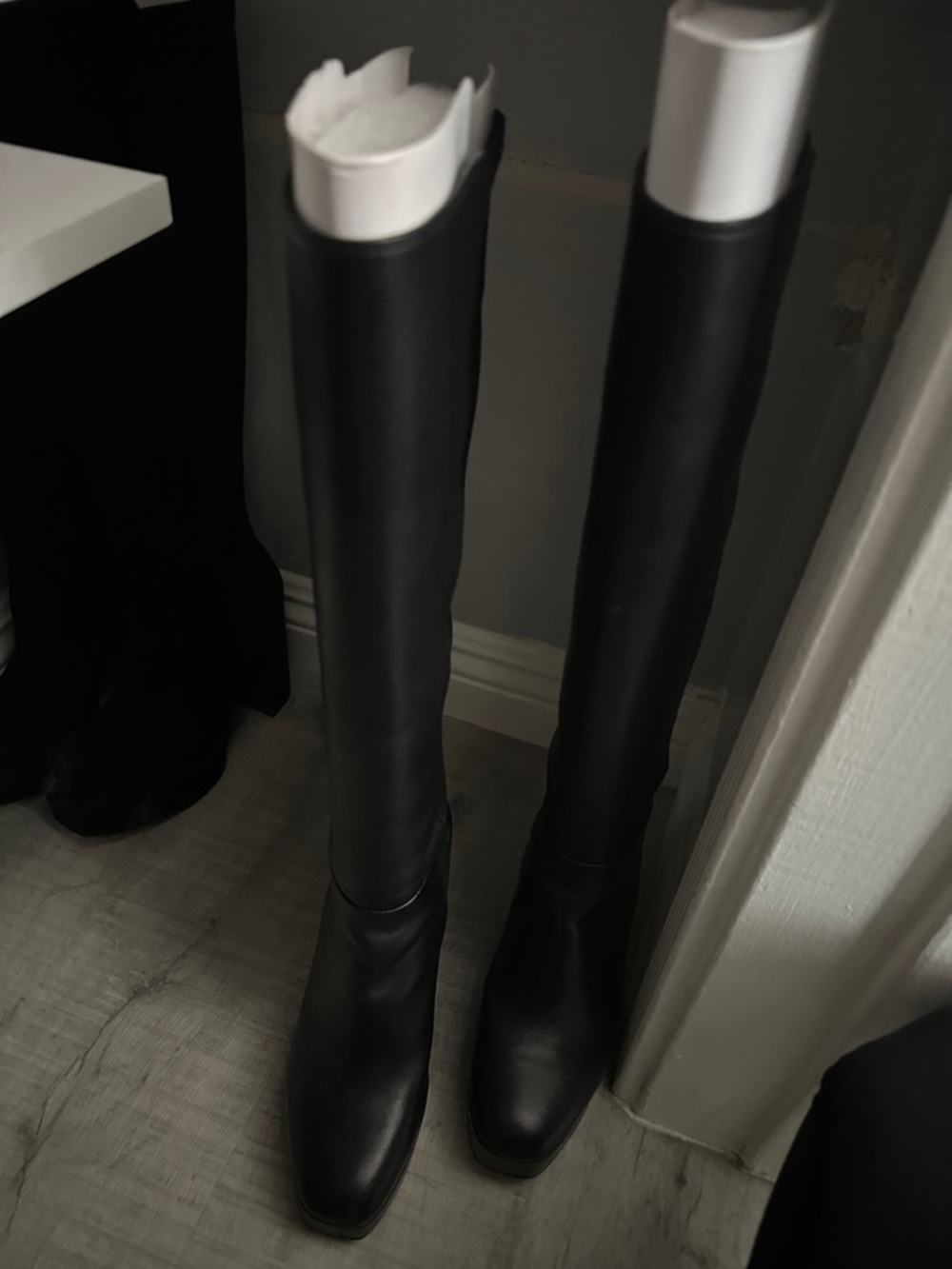 Stuart Weitzman Black Tall Leather Riding Boots - Picture 2 of 7